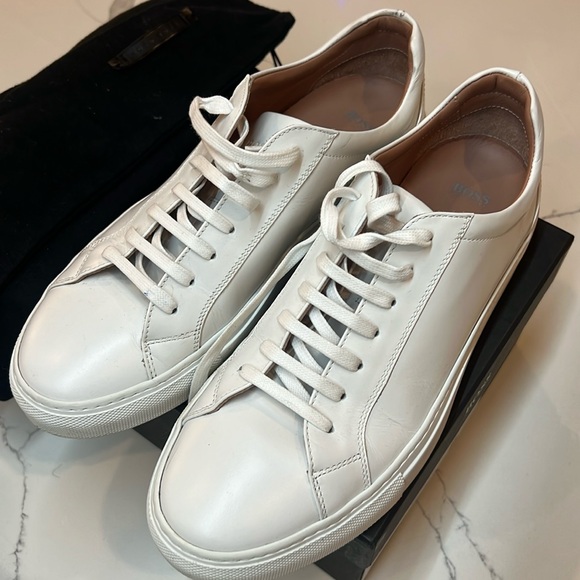 HUGO BOSS Low Cut white sneakers 39/9 LIKE NEW - Picture 1 of 6